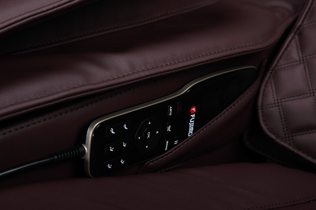 Внимание! Инновационные массажные кресла FUJIMO 氣 FLEXOR F500 уже в продаже!