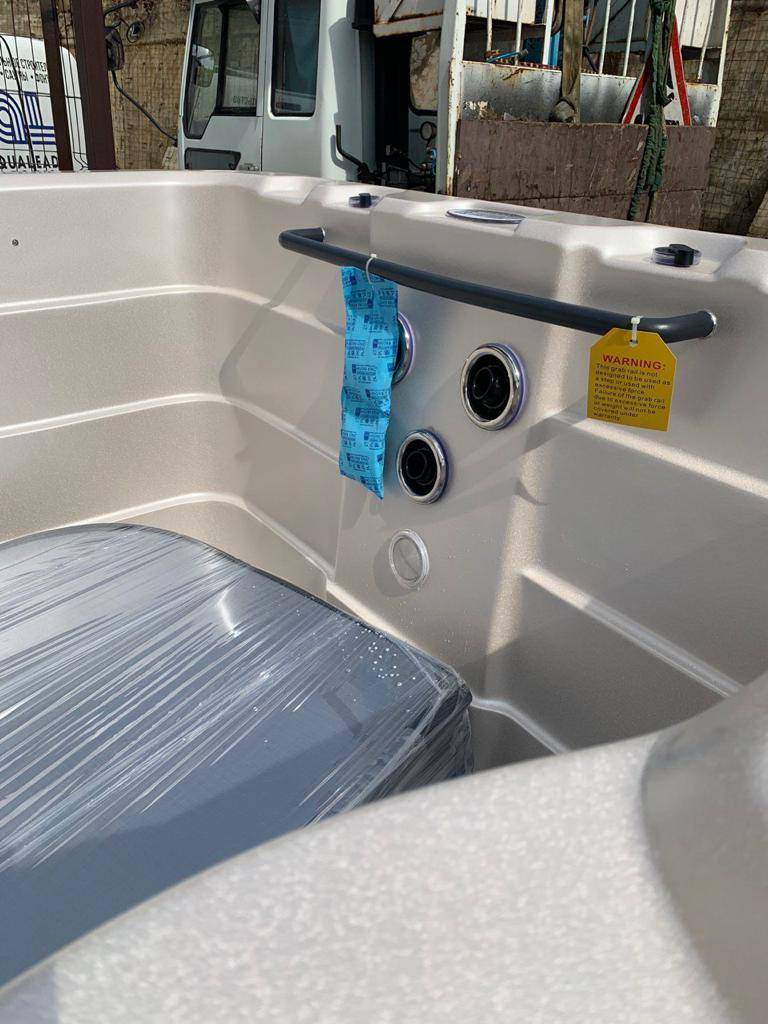 Доставка и установка плавательного спа бассейна Vortex Spas