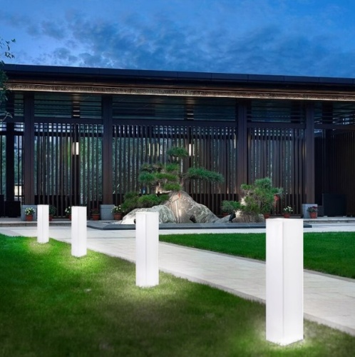 Светильник Колонна 45х110 питание от АКБ, RGB